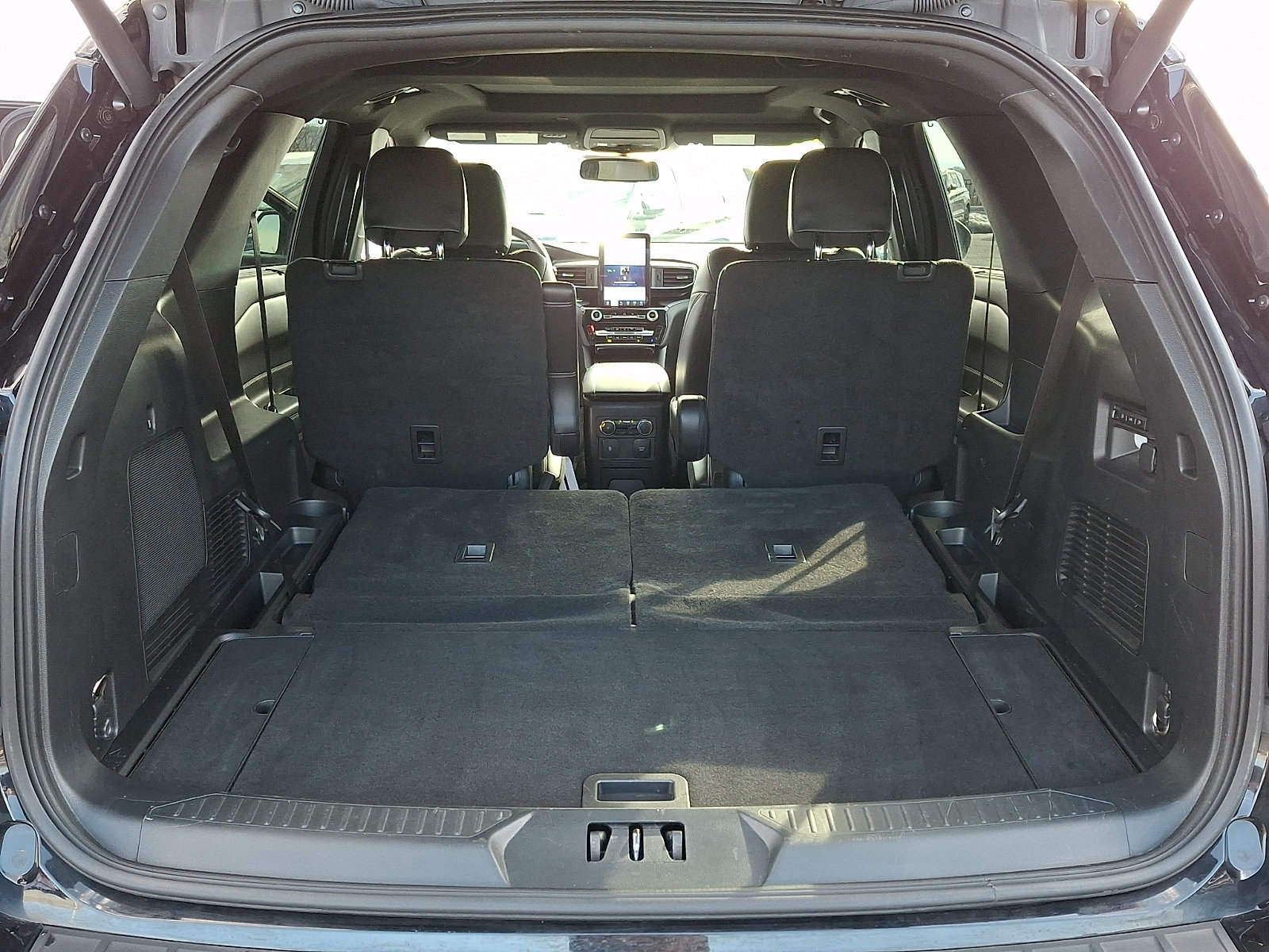 Certified 2022 Ford Explorer ST w/ Equipment Group 401A AWD/4WD image 29