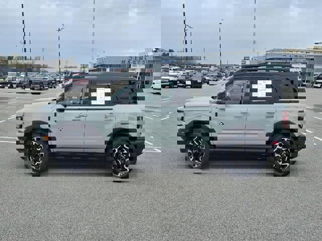 Certified 2022 Ford Bronco Sport Outer Banks w/ Tech Package image 2