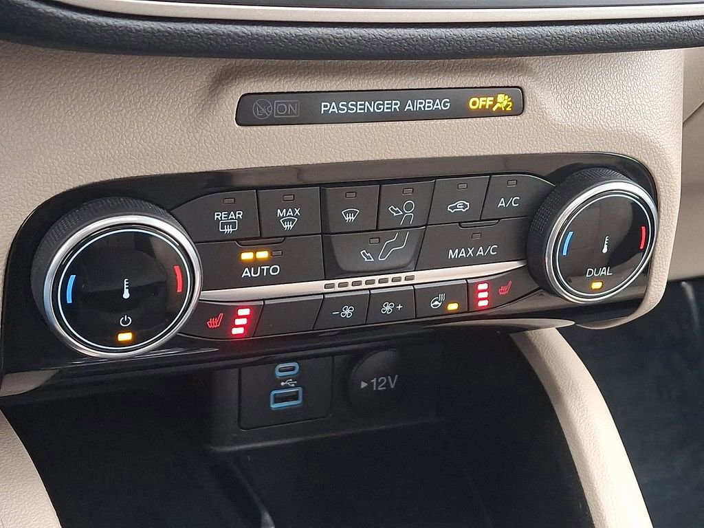 Certified 2022 Ford Escape SEL w/ Technology Package image 16