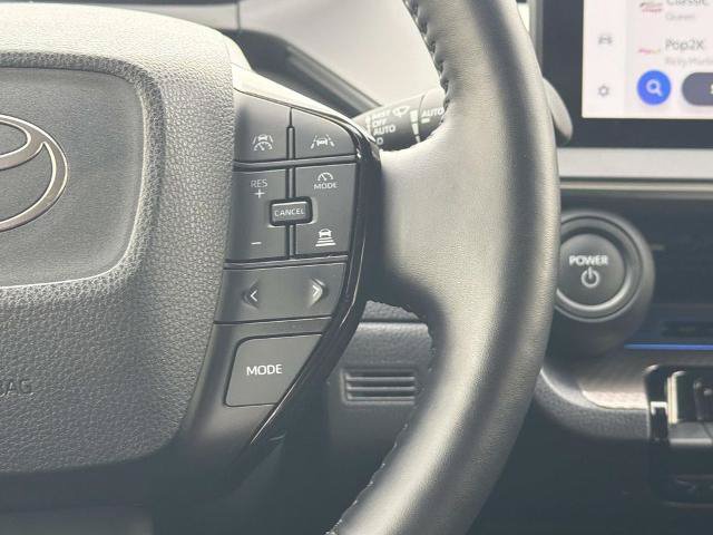 Used 2024 Toyota Prius XLE FWD image 13