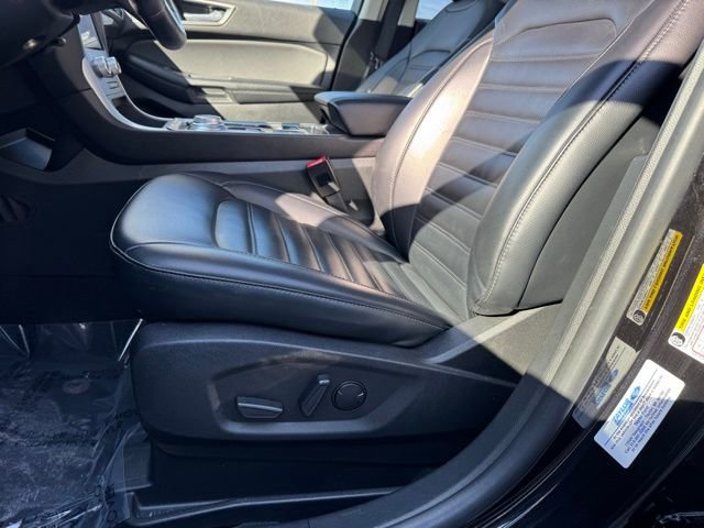 Certified 2024 Ford Edge SEL w/ Convenience Package AWD/4WD image 7