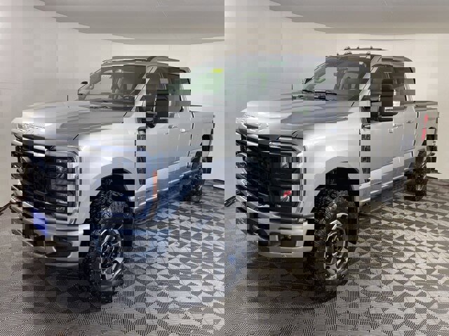 Certified 2024 Ford F250 Lariat w/ Lariat Ultimate Package image 3