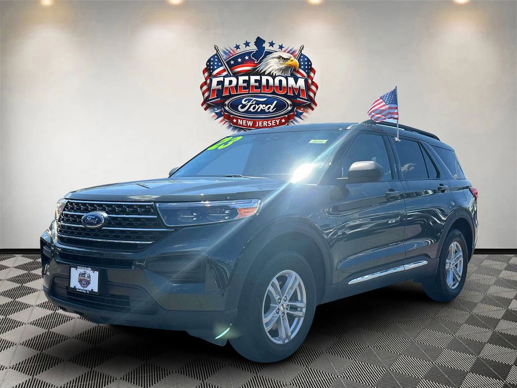 Certified 2023 Ford Explorer XLT w/ Class IV Trailer Tow Package AWD/4WD image 2