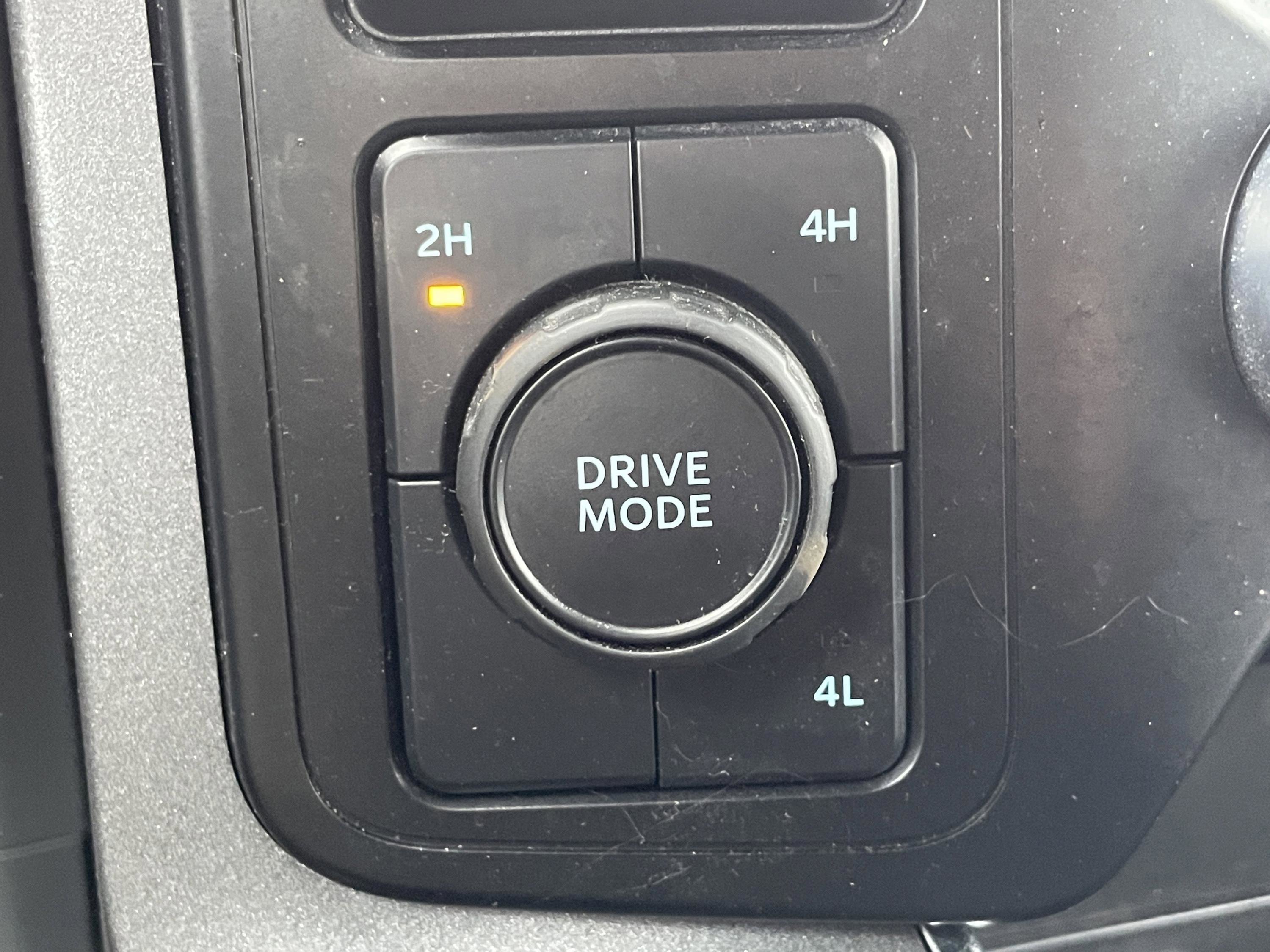 Certified 2023 Ford F150 XLT w/ Equipment Group 302A High image 18