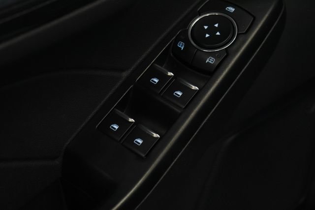 Certified 2025 Ford Escape ST-Line Select AWD/4WD image 21