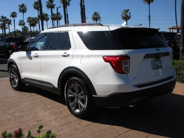 Certified 2022 Ford Explorer XLT w/ Equipment Group 202A image 5
