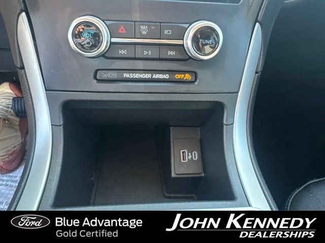 Certified 2022 Ford Edge SE w/ Black Appearance Package AWD/4WD image 17
