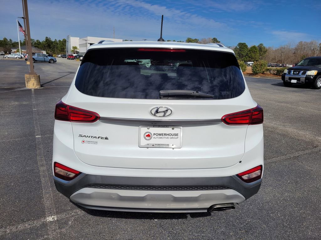Used 2019 Hyundai Santa Fe SE image 4