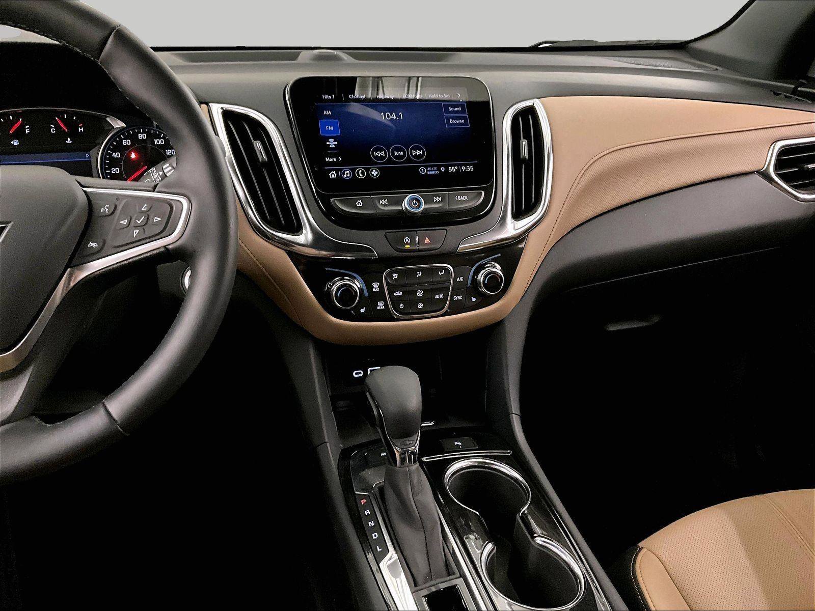 Used 2023 Chevrolet Equinox Premier AWD/4WD image 6