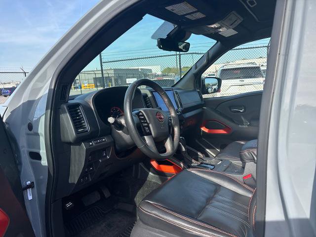 Used 2023 Nissan Frontier PRO-4X w/ Pro-4X Premium Package AWD/4WD image 15
