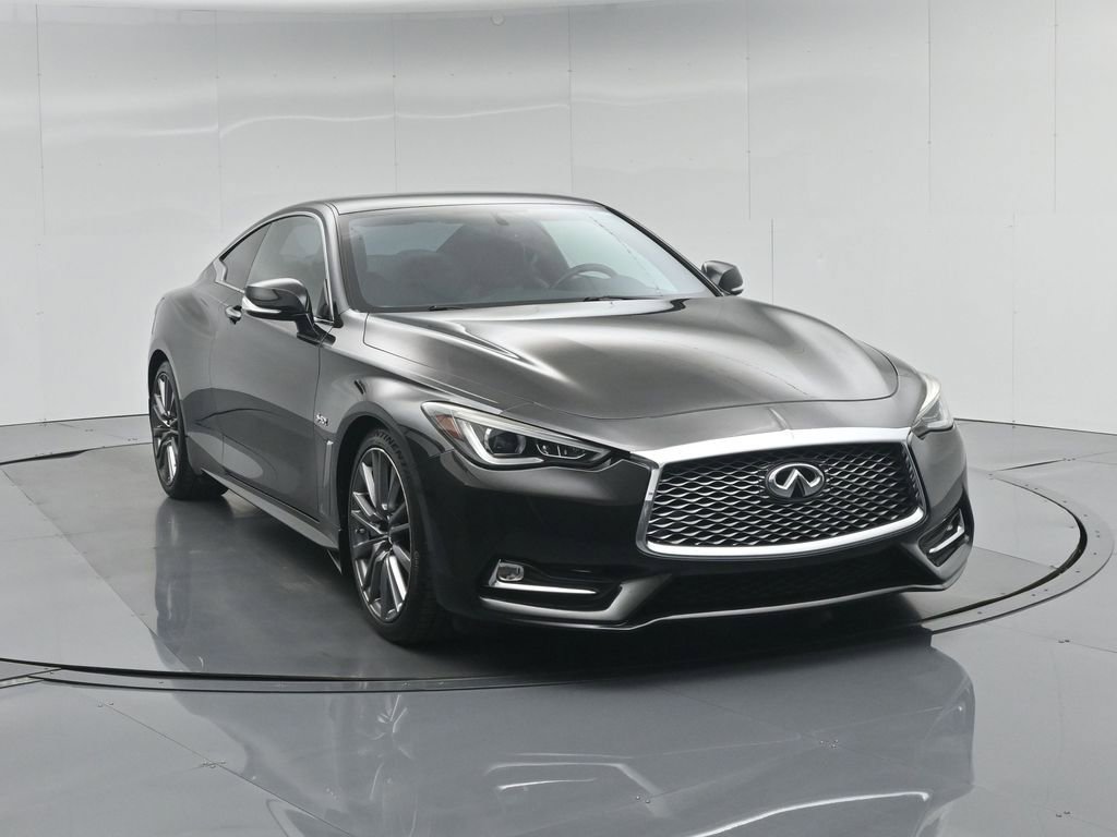 Used 2017 INFINITI Q60 Red Sport 400 RWD image 56