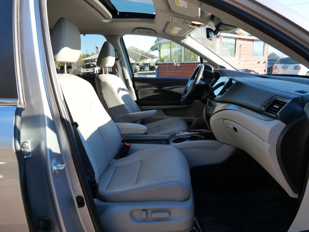 Used 2021 Honda Pilot Special Edition image 12