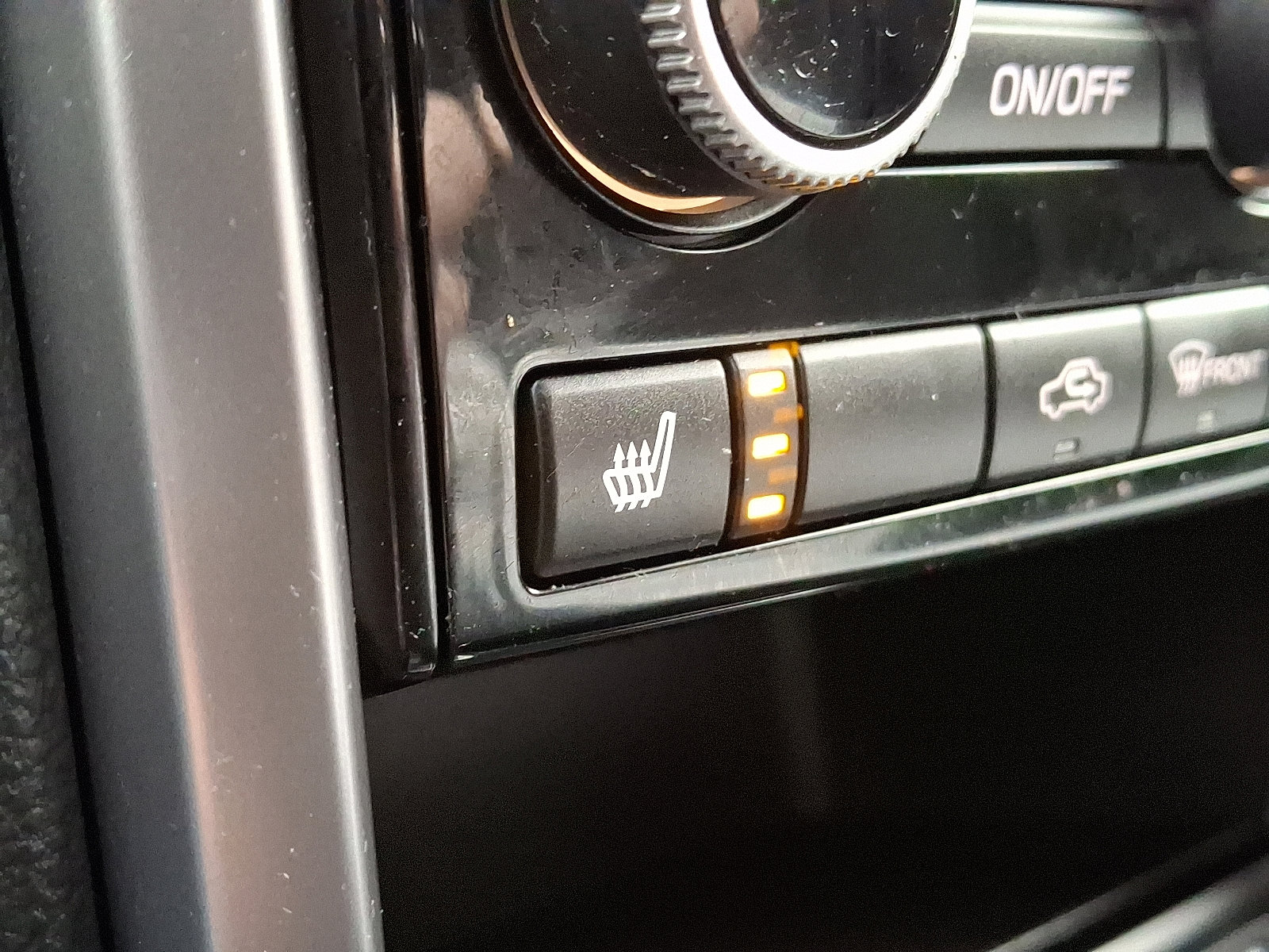 Used 2022 Subaru Ascent Premium w/ Convenience Package image 26