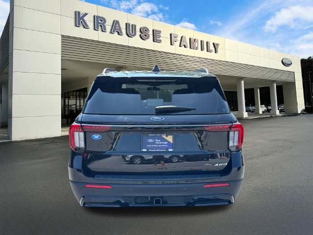 Certified 2025 Ford Explorer ST-Line AWD/4WD image 7
