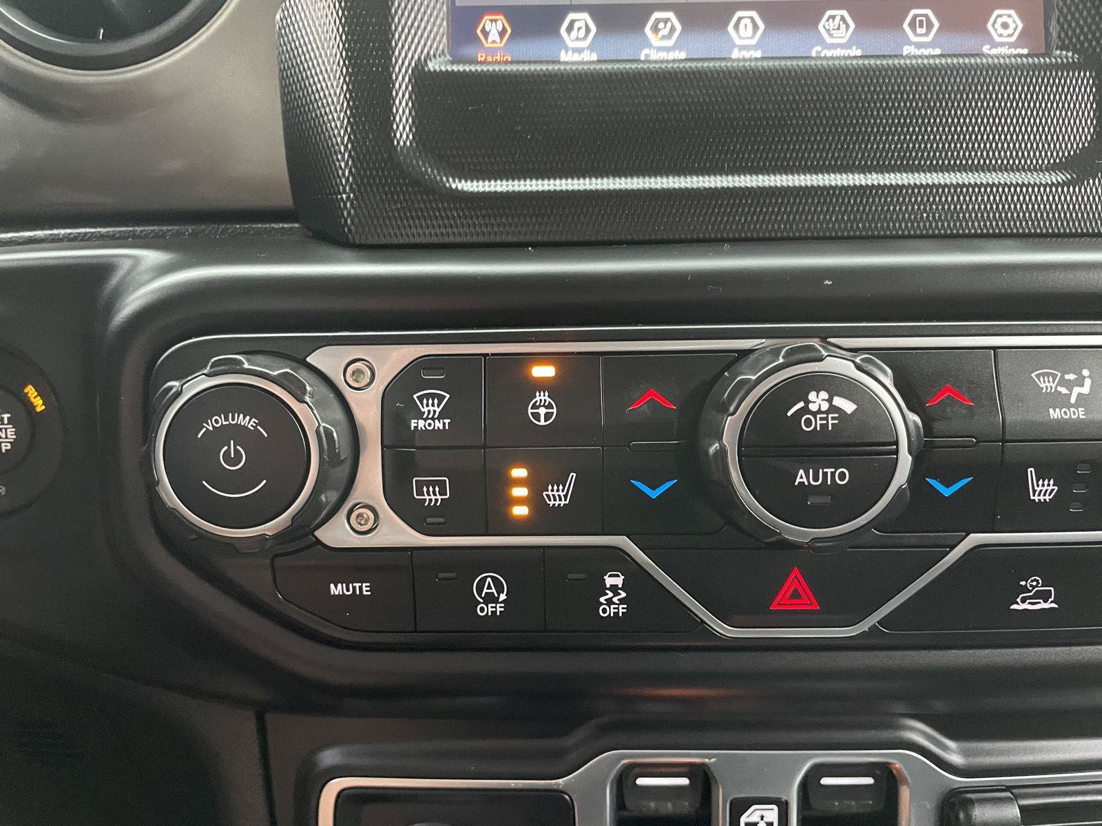 Used 2021 Jeep Gladiator Sport AWD/4WD image 26
