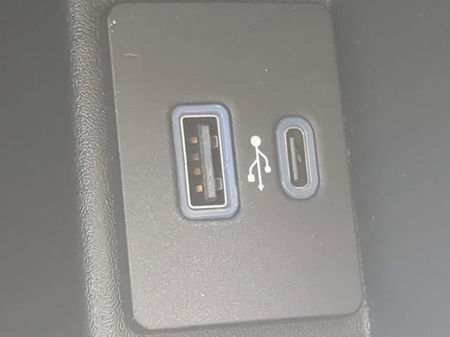 Certified 2024 Ford Edge SEL w/ Convenience Package AWD/4WD image 22