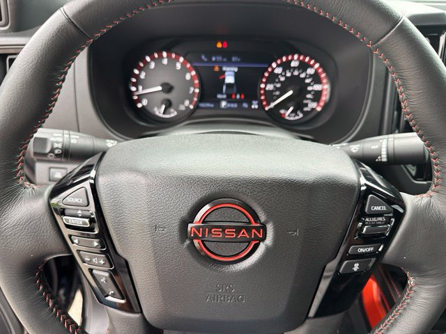 Used 2025 Nissan Frontier PRO-4X AWD/4WD image 42