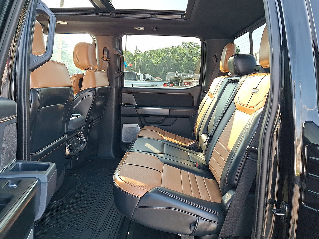 Certified 2023 Ford F350 Platinum w/ FX4 Off-Road Package AWD/4WD image 26