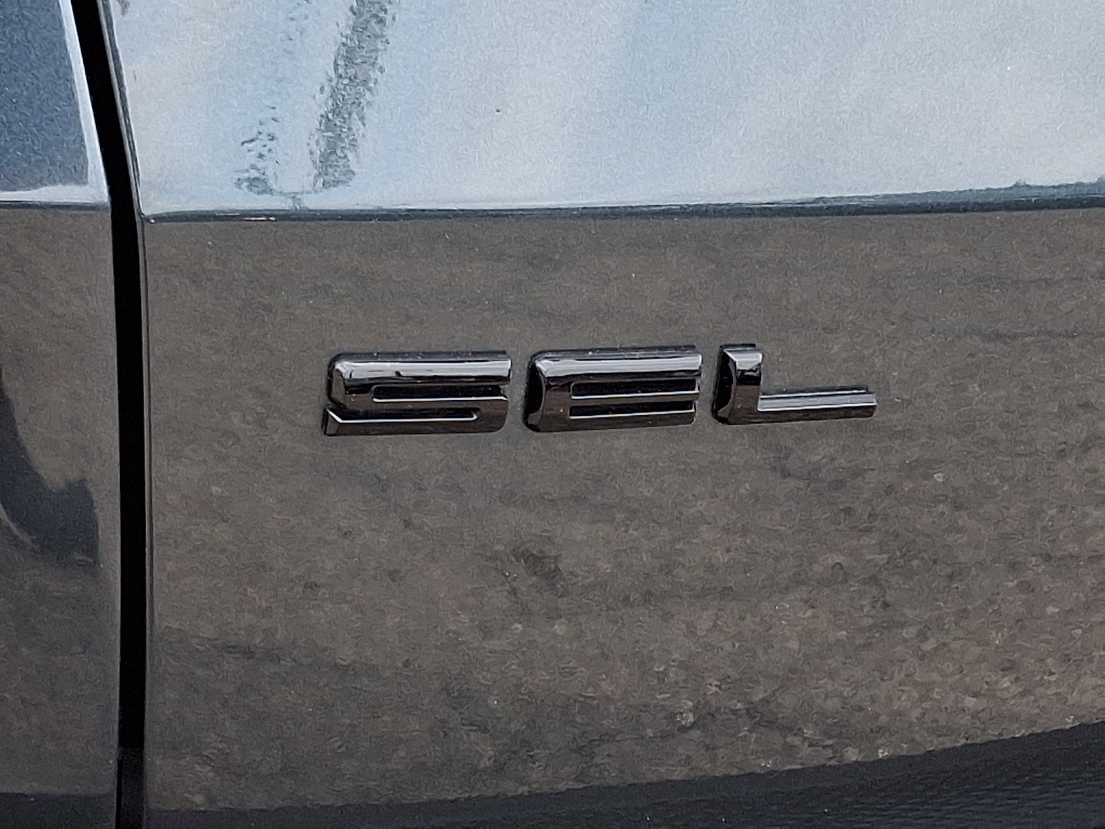 Certified 2022 Ford Escape SEL w/ SEL Stealth AWD Package image 30