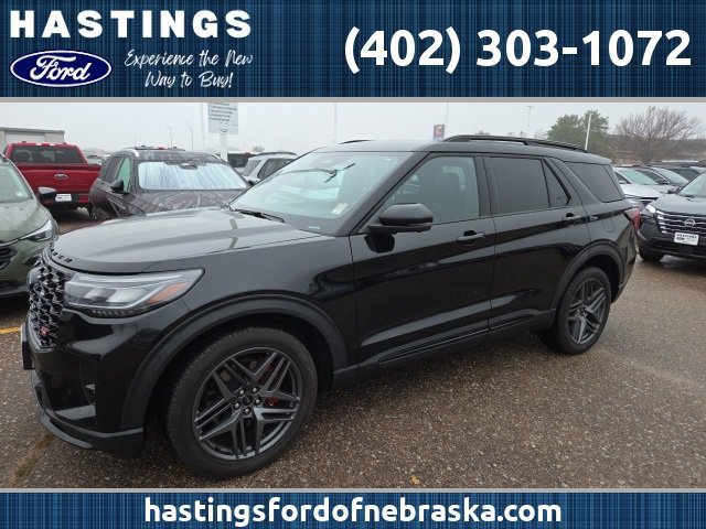 Certified 2025 Ford Explorer ST image 6