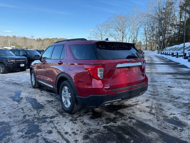 Certified 2022 Ford Explorer XLT w/ Equipment Group 202A image 3