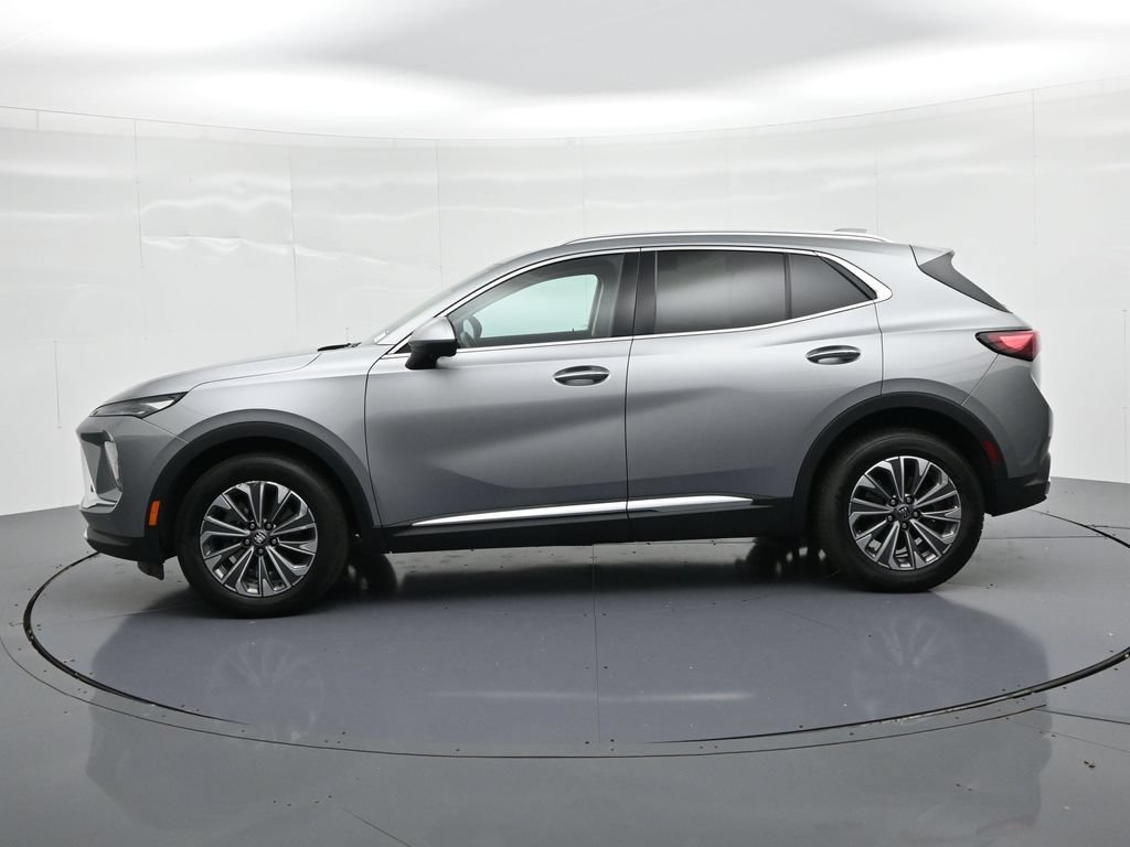 Used 2024 Buick Envision Preferred AWD/4WD image 9