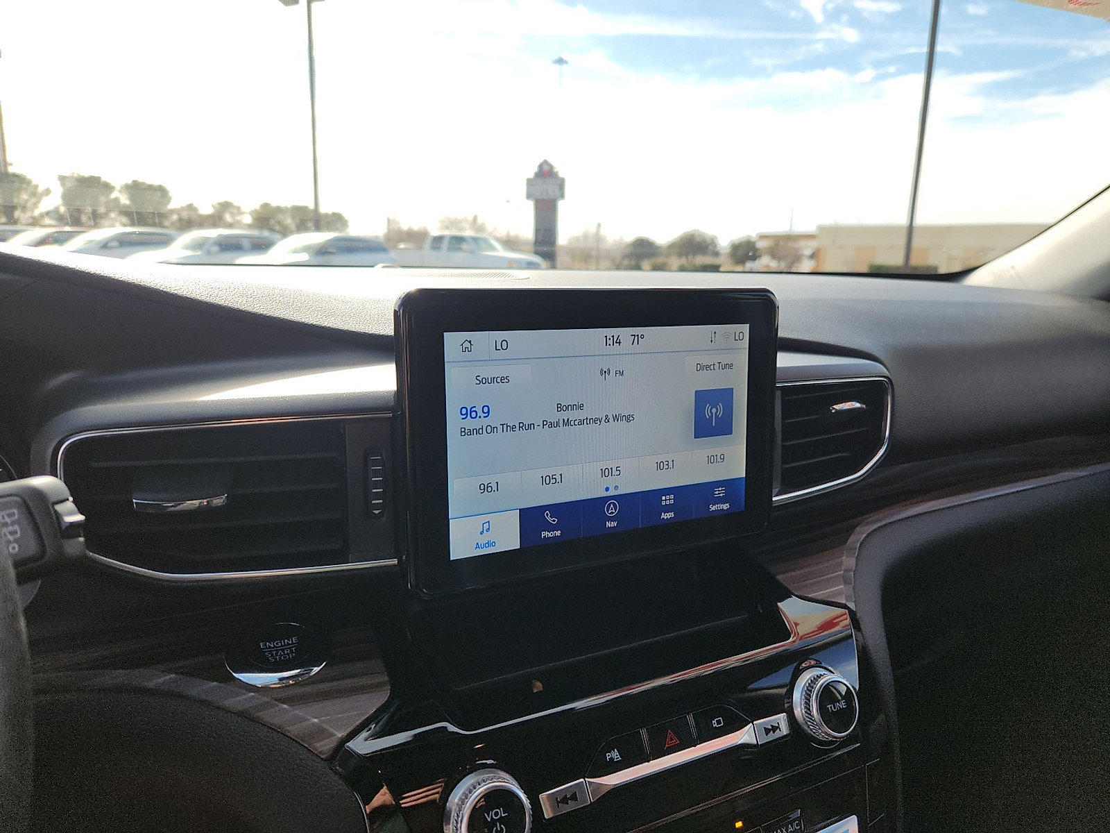 Certified 2023 Ford Explorer Limited w/ Equipment Group 301A image 12