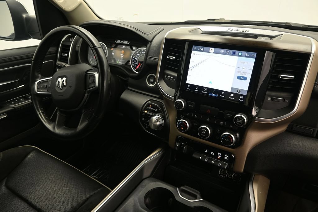 Used 2022 RAM 1500 Laramie AWD/4WD image 18