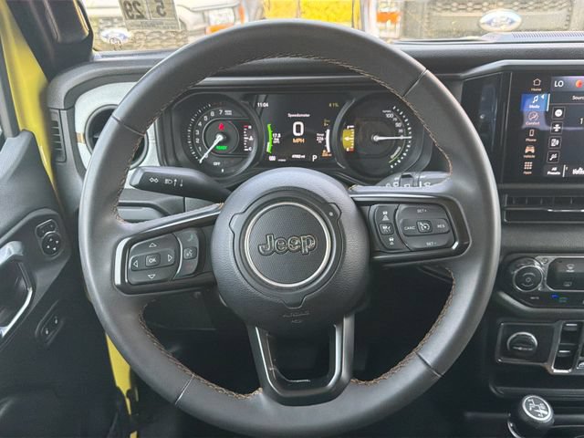 Used 2024 Jeep Wrangler Unlimited AWD/4WD image 25