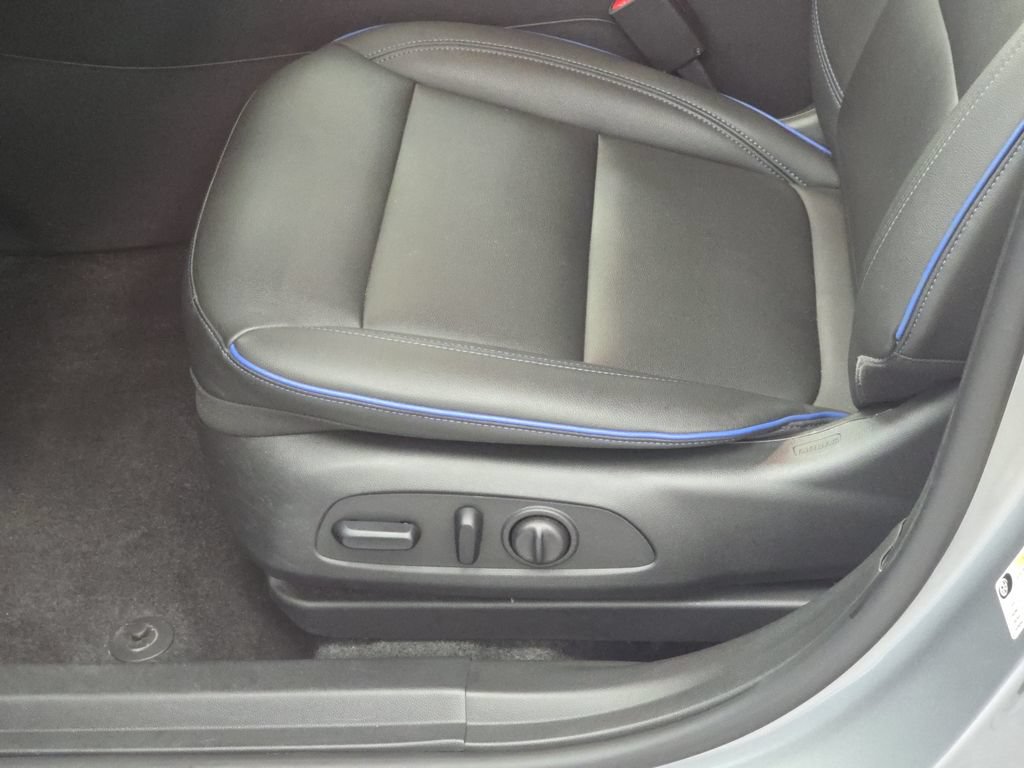 Used 2024 Buick Envista Sport Touring w/ Convenience I Package FWD image 26