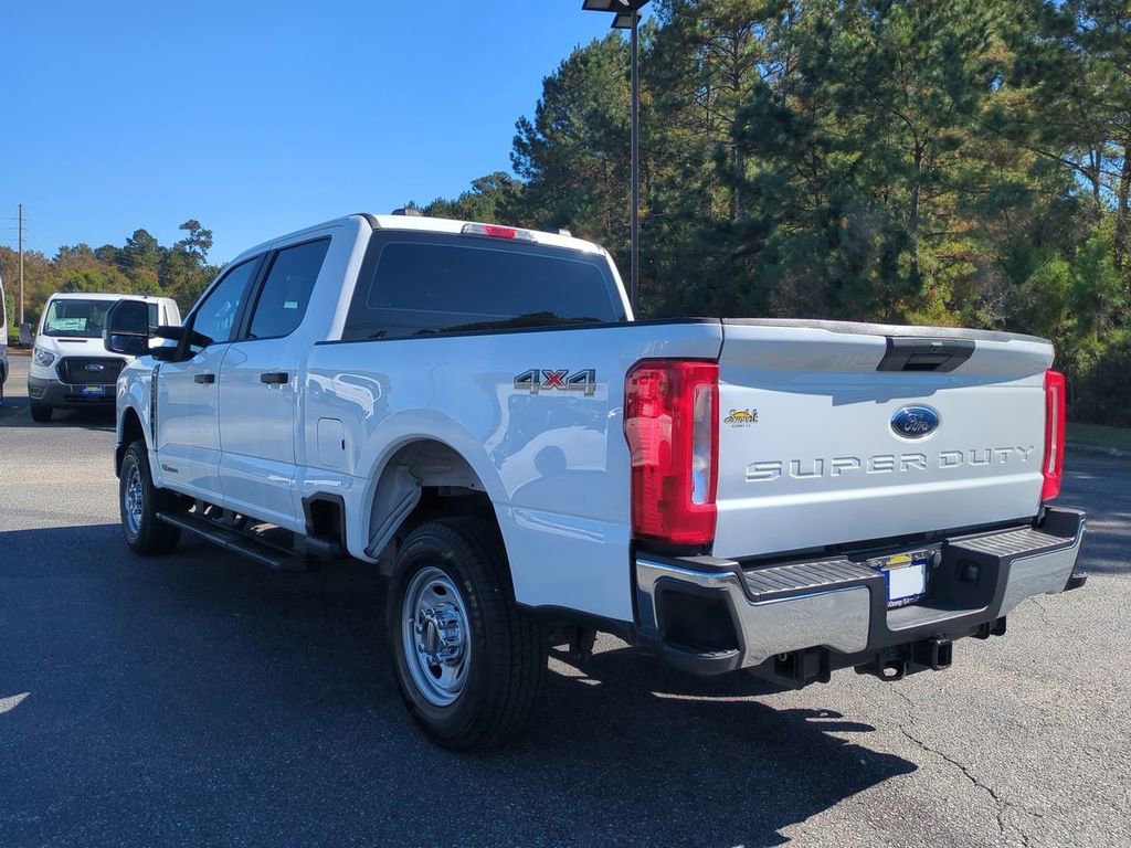 Certified 2023 Ford F250 XL w/ XL Chrome Package image 3
