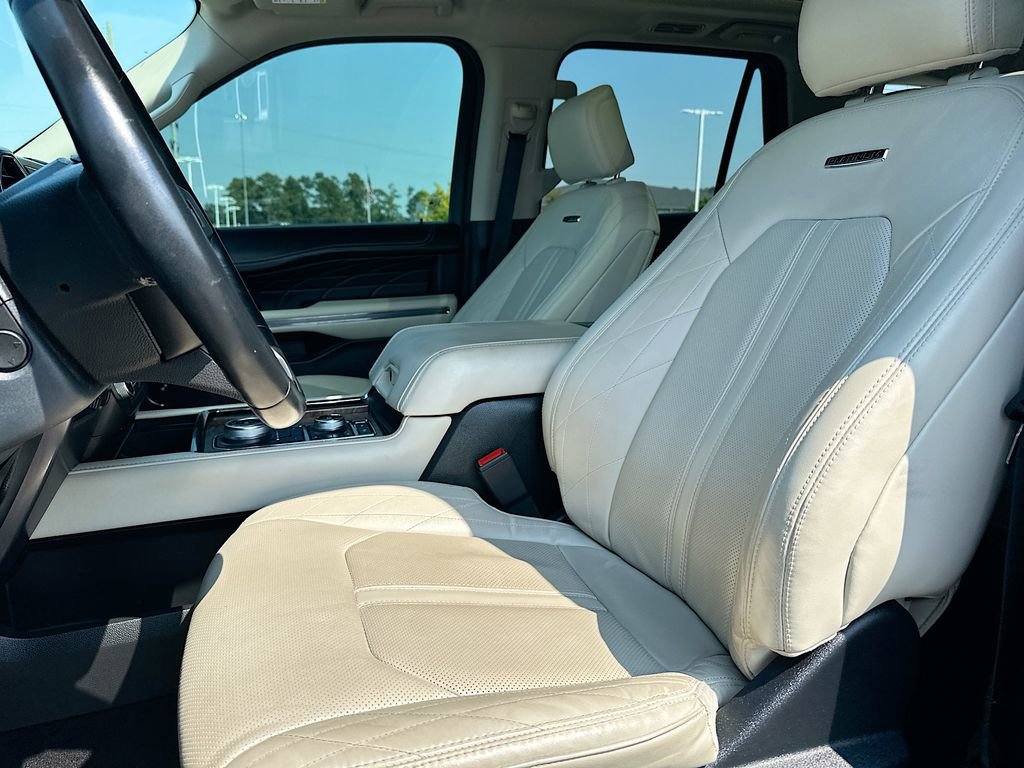 Certified 2021 Ford Expedition Platinum image 9