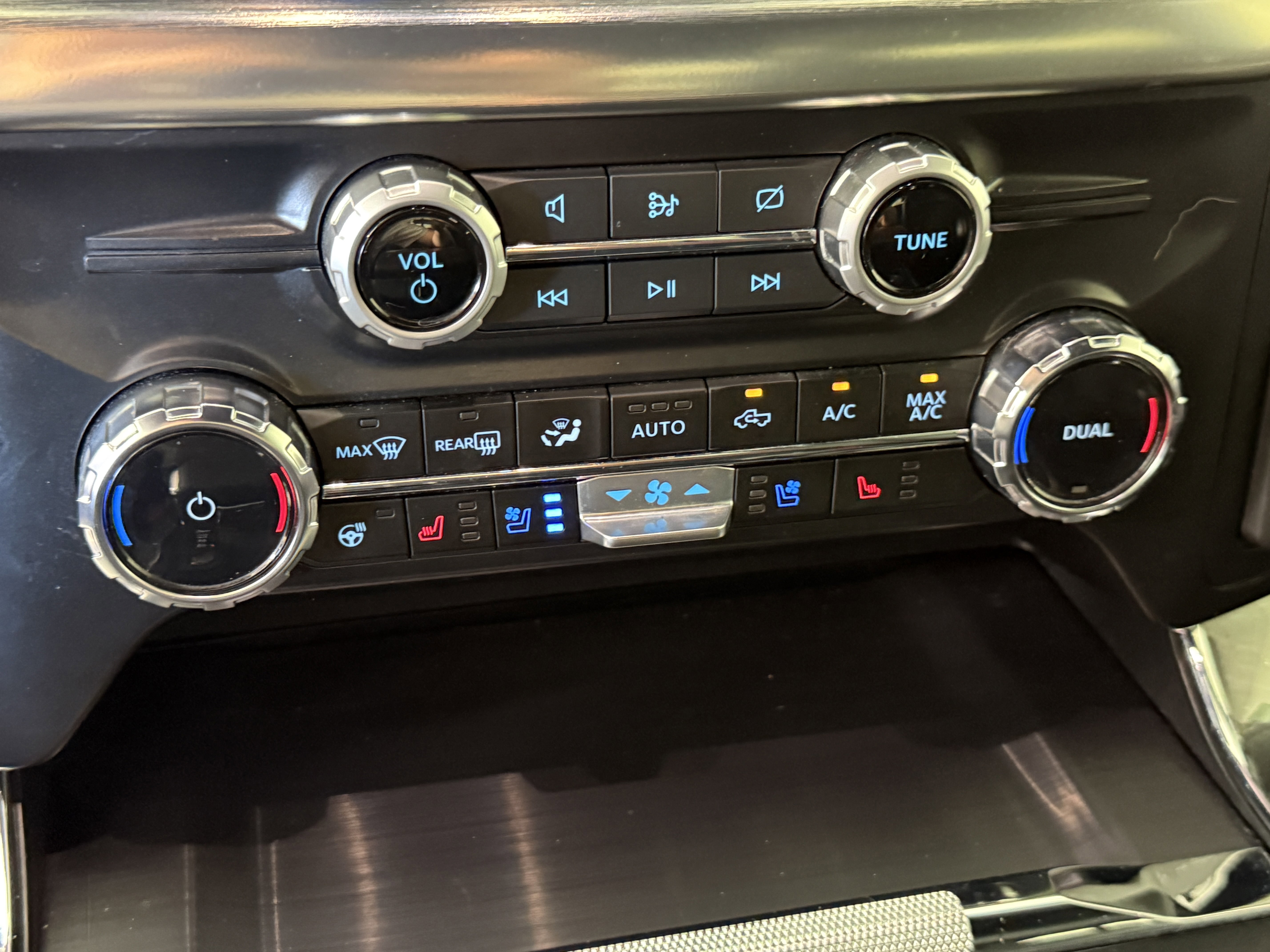 Certified 2023 Ford F150 Lariat image 22