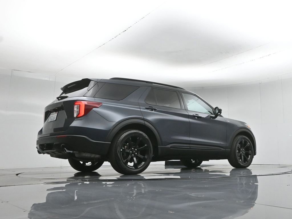 Certified 2023 Ford Explorer ST-Line w/ Class IV Trailer Tow Package RWD image 14