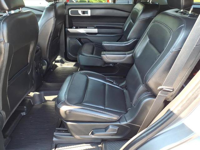 Certified 2024 Ford Explorer XLT w/ Equipment Group 202A AWD/4WD image 9