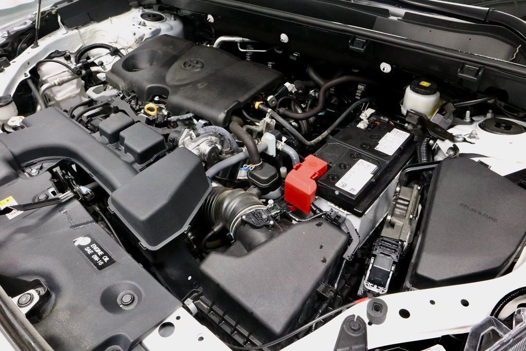 Used 2024 Toyota RAV4 LE image 15