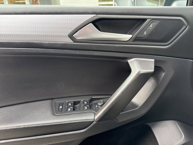 Used 2023 Volkswagen Tiguan S image 30
