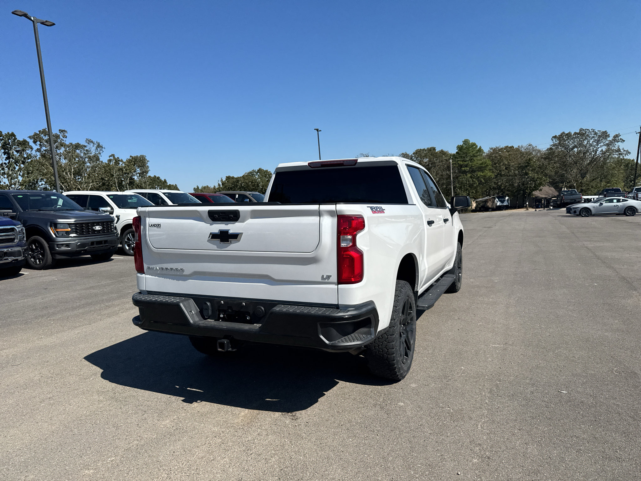 Used 2023 Chevrolet Silverado 1500 LT Trail Boss w/ Protection Package AWD/4WD image 10
