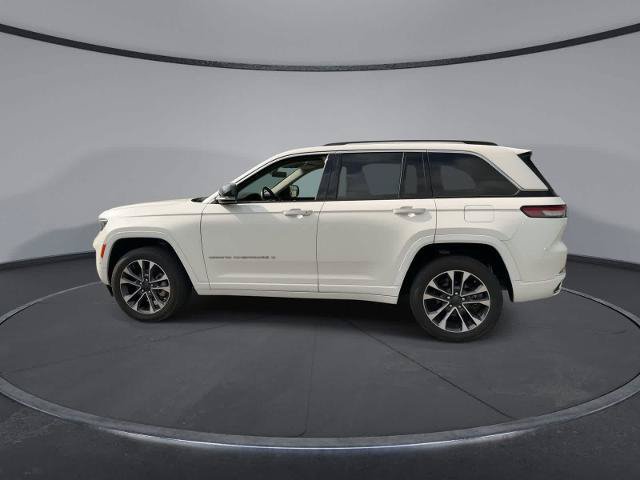 Used 2023 Jeep Grand Cherokee Overland w/ Adv Protech Group III AWD/4WD image 5