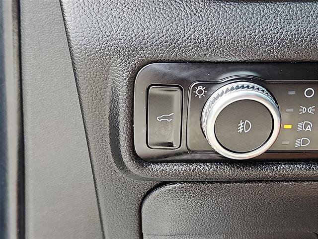 Certified 2022 Ford Explorer Limited w/ Limited Technology Package AWD/4WD image 27