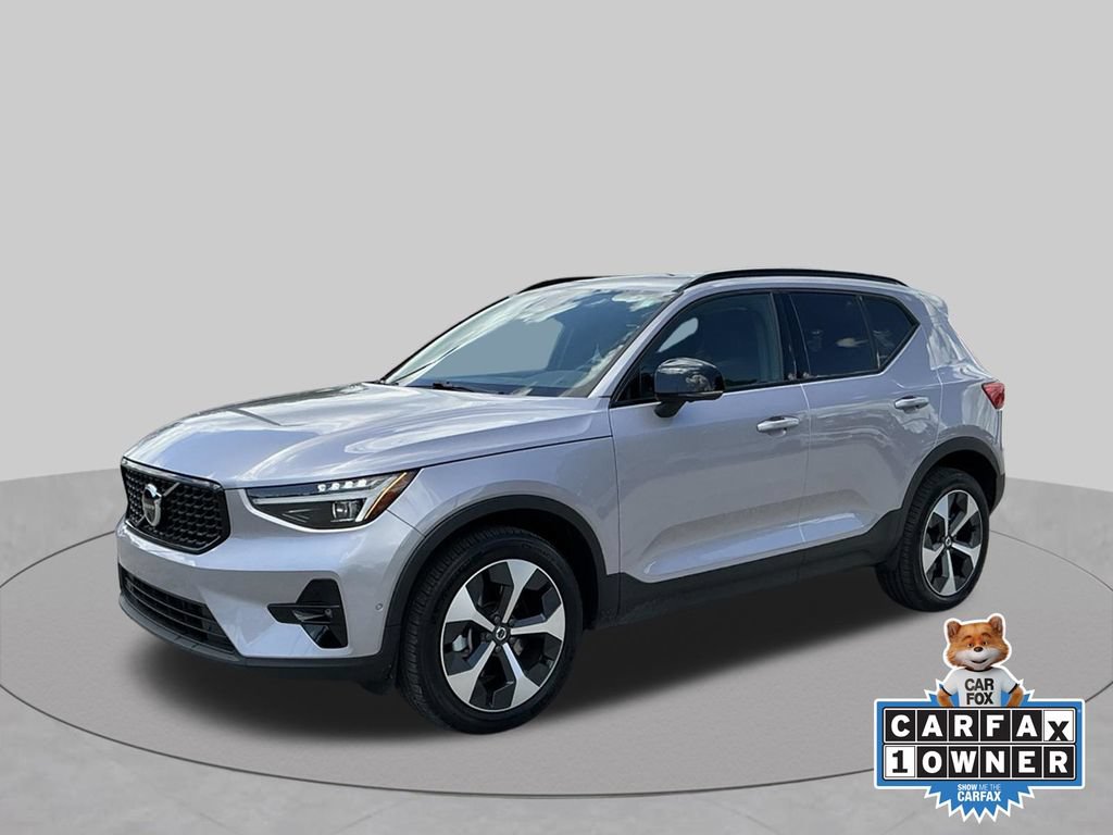 Used 2026 Volvo XC40 B5 Plus