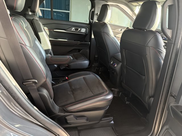Certified 2025 Ford Explorer ST w/ Sun And Sound Package AWD/4WD image 15