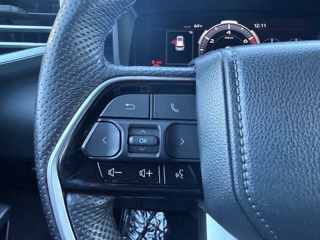 Used 2024 Toyota Sequoia Platinum AWD/4WD image 21