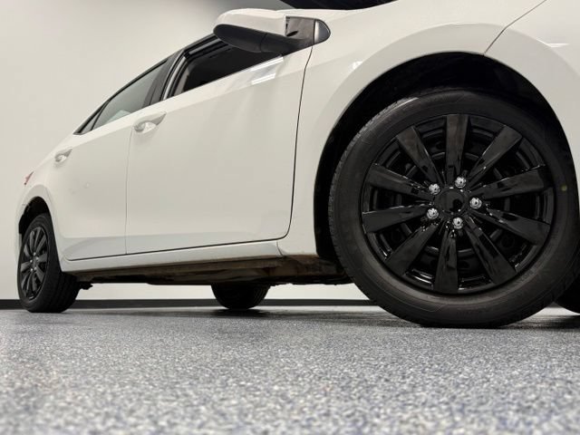 Used 2019 Toyota Corolla LE FWD image 3
