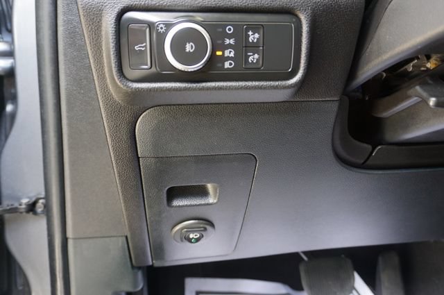 Certified 2023 Ford Explorer XLT RWD image 26