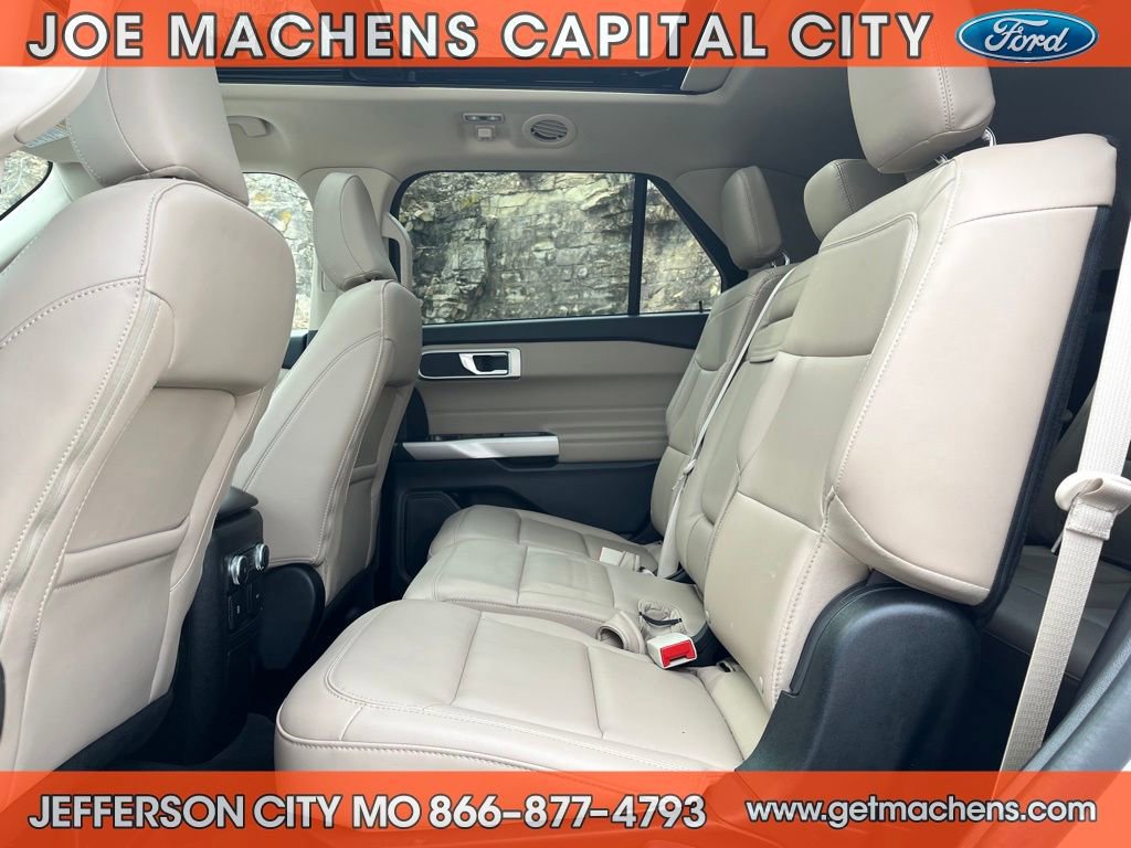 Certified 2022 Ford Explorer XLT w/ Equipment Group 202A image 13