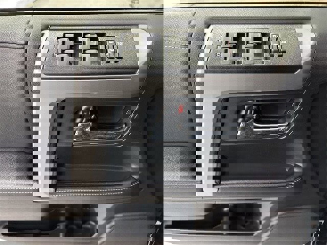 Used 2024 Toyota 4Runner SR5 Premium image 5