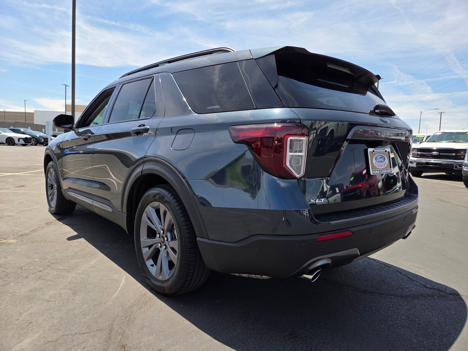 Certified 2023 Ford Explorer XLT w/ Equipment Group 202A RWD image 4