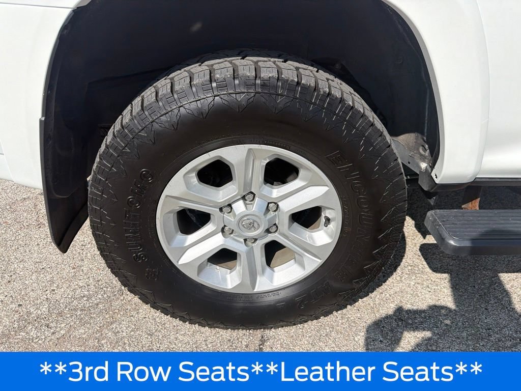 Used 2023 Toyota 4Runner SR5 Premium w/ Moonroof Package AWD/4WD image 11