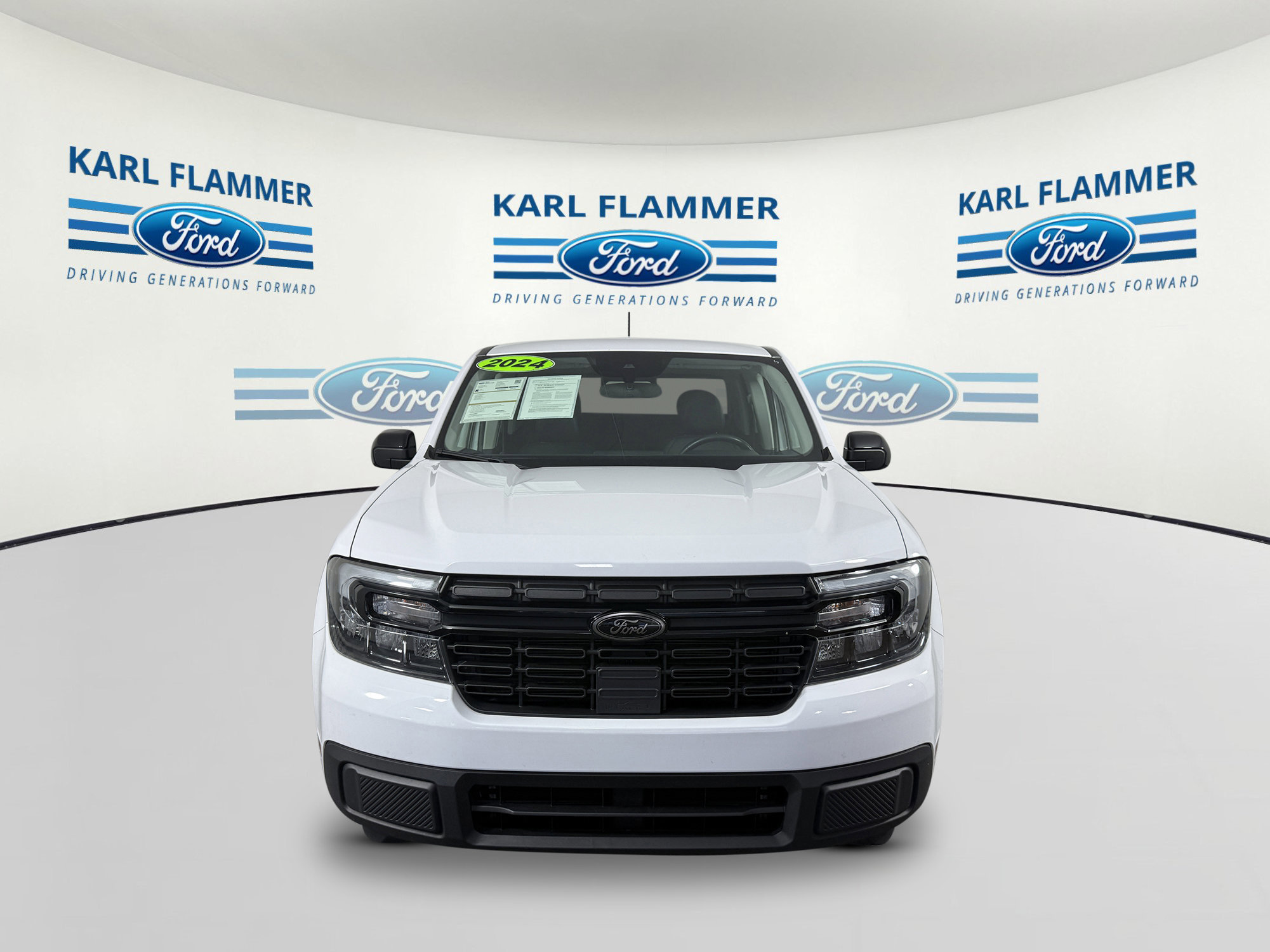 Certified 2024 Ford Maverick Lariat w/ Black Appearance Package image 6